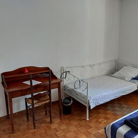 Chambre Dans Villa مارسيليا المظهر الخارجي الصورة